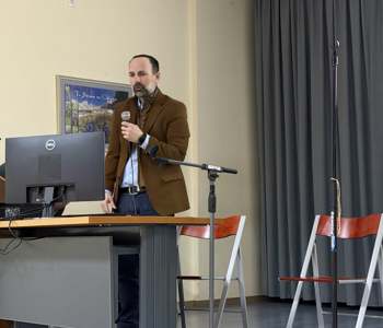 invest-alliance.eu Bringing INVEST to Greek High Schools: Inspiring the Next Generation